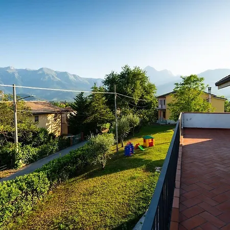 بيت ضيافة Tramonti Guesthouse&affittacamere Colledara