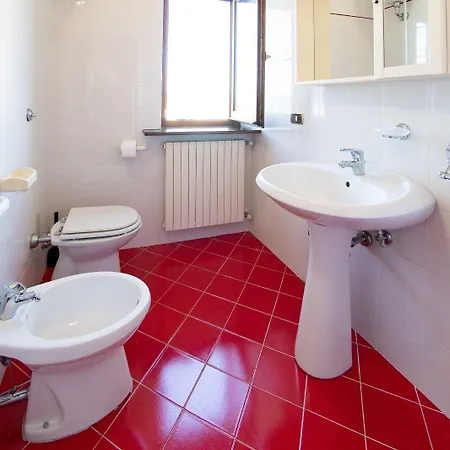 Tramonti Guesthouse&affittacamere 3* Colledara